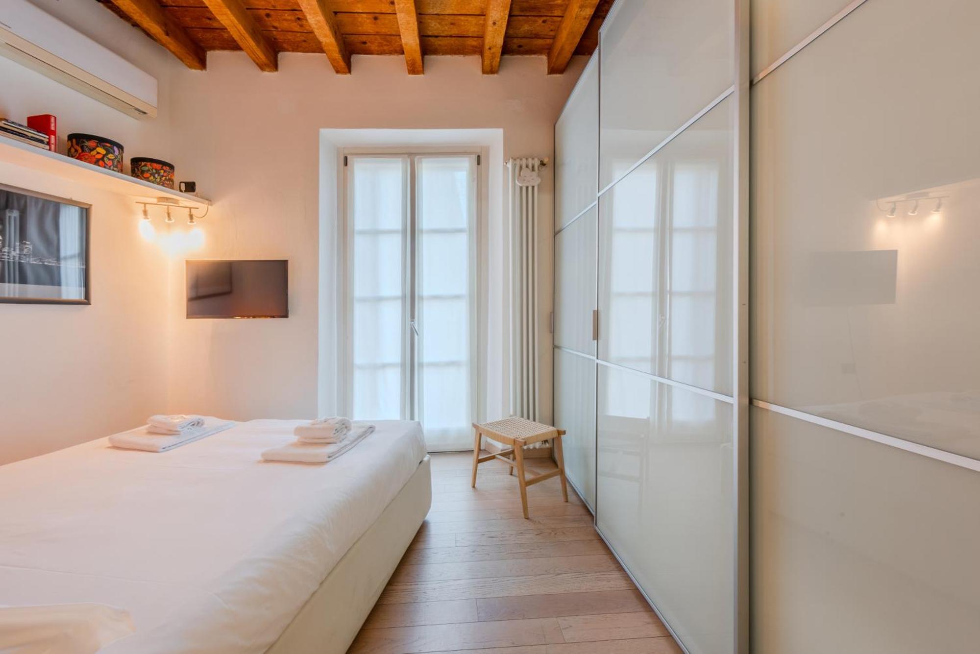 Crocetta Modern Flat Milán